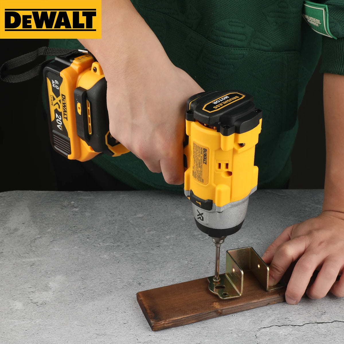 Dewalt Dcf922 Brushless 20V MAX Atomic Cordless Impact Wrench